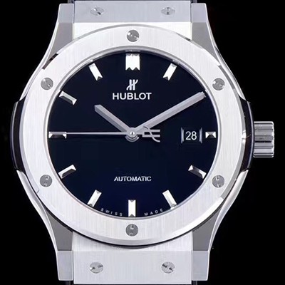 휴블렛 남성용 NEW 클레식 퓨전 511.NX.1171.LR 논그로노형 33MM 블랙 다이얼 오토매틱 무브먼트 HUB0201 Ⅳ