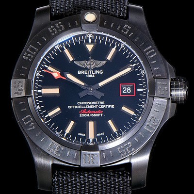 브라이틀링남성용 어벤져 블랙벌드 44MM DLCTI 오토매틱 블랙다이얼 BRE87407 Ⅳ