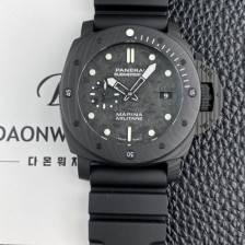파네라이 남성용 서브멀시브 마리나 밀리테어 카보테크 PAM00979 오토매틱 Cal.P9010 타입 47mm 카본제질 블랙 다이얼 pan5215 Ⅳ