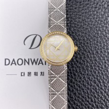 디올 여성용 라디드 사틴 25mm 다이아몬드 쿼츠 무브먼트 화이트 자게 다이얼 dio1006 Ⅳ