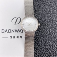 디올 여성용 라디드 사틴 25mm 쿼츠 무브먼트 화이트 자게 다이얼 dio1010 Ⅳ