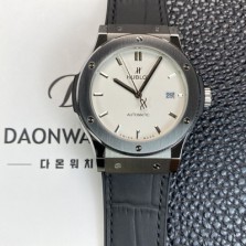 휴블렛 남성용 클래식 퓨전 542.NX.2611.LR 42mm 오토매틱 2892타입 화이트 다이얼 hub2140 Ⅳ