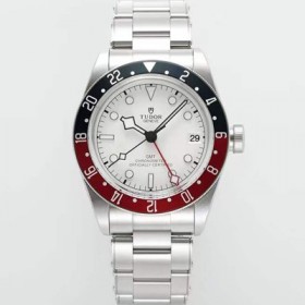 튜더 남성용 바젤월드 블랙 베이 M79830RB-0010 지엠티!! 듀얼 타임 블랙/레드 투톤 24시간 회전 베젤 화이트 다이얼 브레이슬릿 스위스 ETA 2824-A2 오토매틱 무브먼트 tud5126 Ⅳ