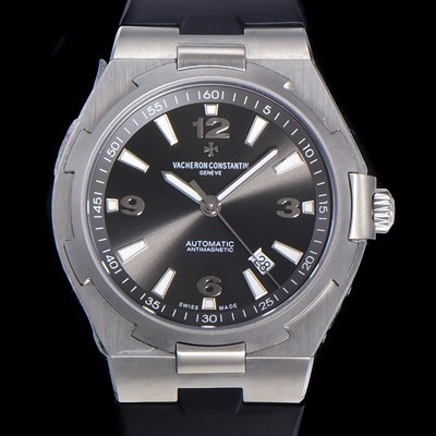 바쉐런 콘스탄틴 남성용 오버시즈 오토매틱 9015타입 42mm 러버/우레탄줄 블랙다이얼 vac32946 Ⅳ