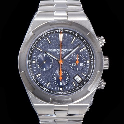 바쉐런콘스탄틴 남성용 오버시즈 크로노그래프 42mm 오토매틱 5500S 메탈줄 그레이다이얼 vac5921 Ⅳ