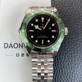 튜더 남성용 블랙베이 41mm 오토매틱 2824무브먼트 블랙 다이얼 tud5132 Ⅳ