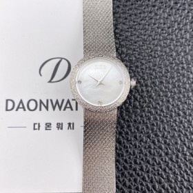 디올 여성용 라디드 사틴 25mm 쿼츠 무브먼트 화이트 자게 다이얼 dio1010 Ⅳ